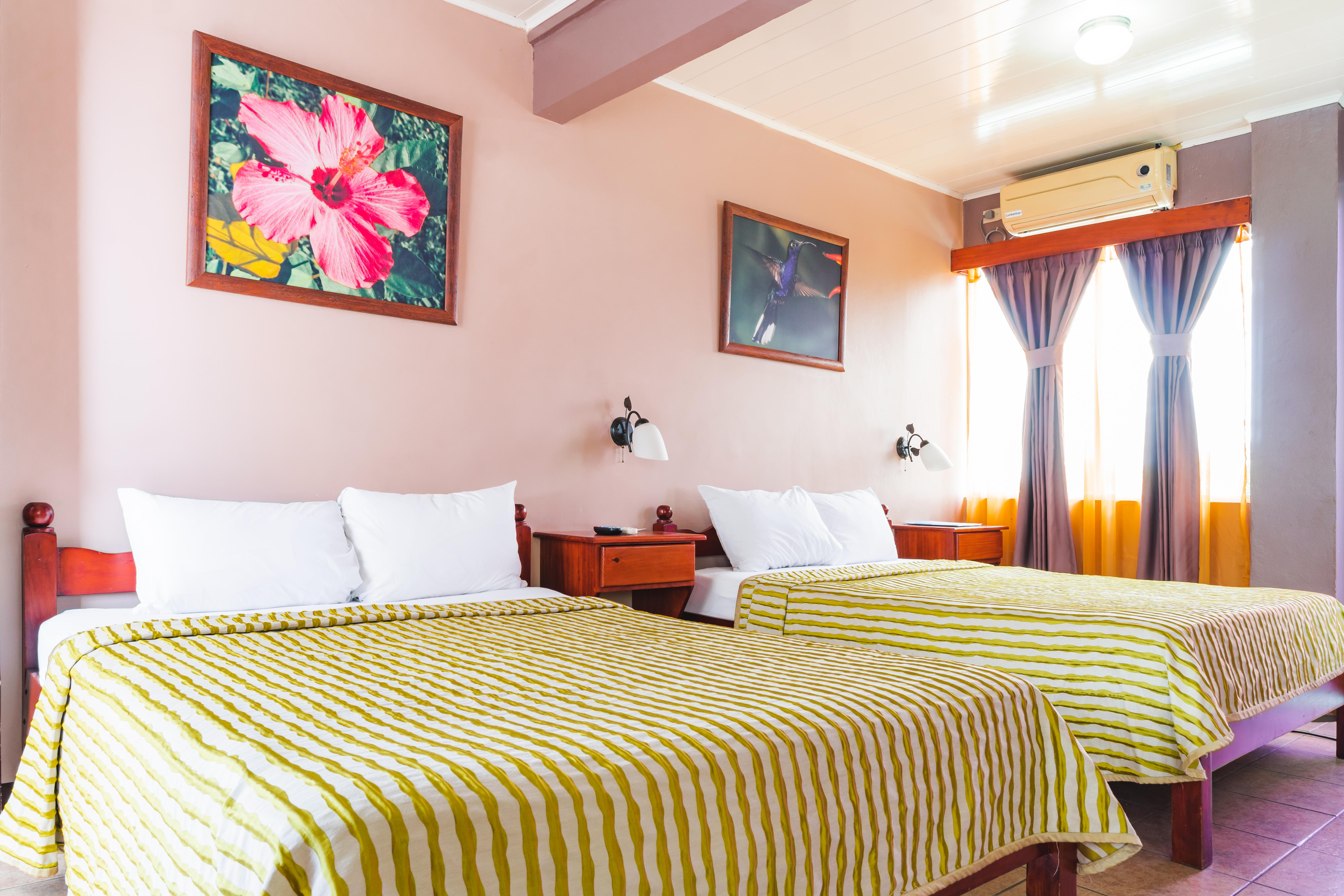 Hotel Las Colinas La Fortuna 외부 사진