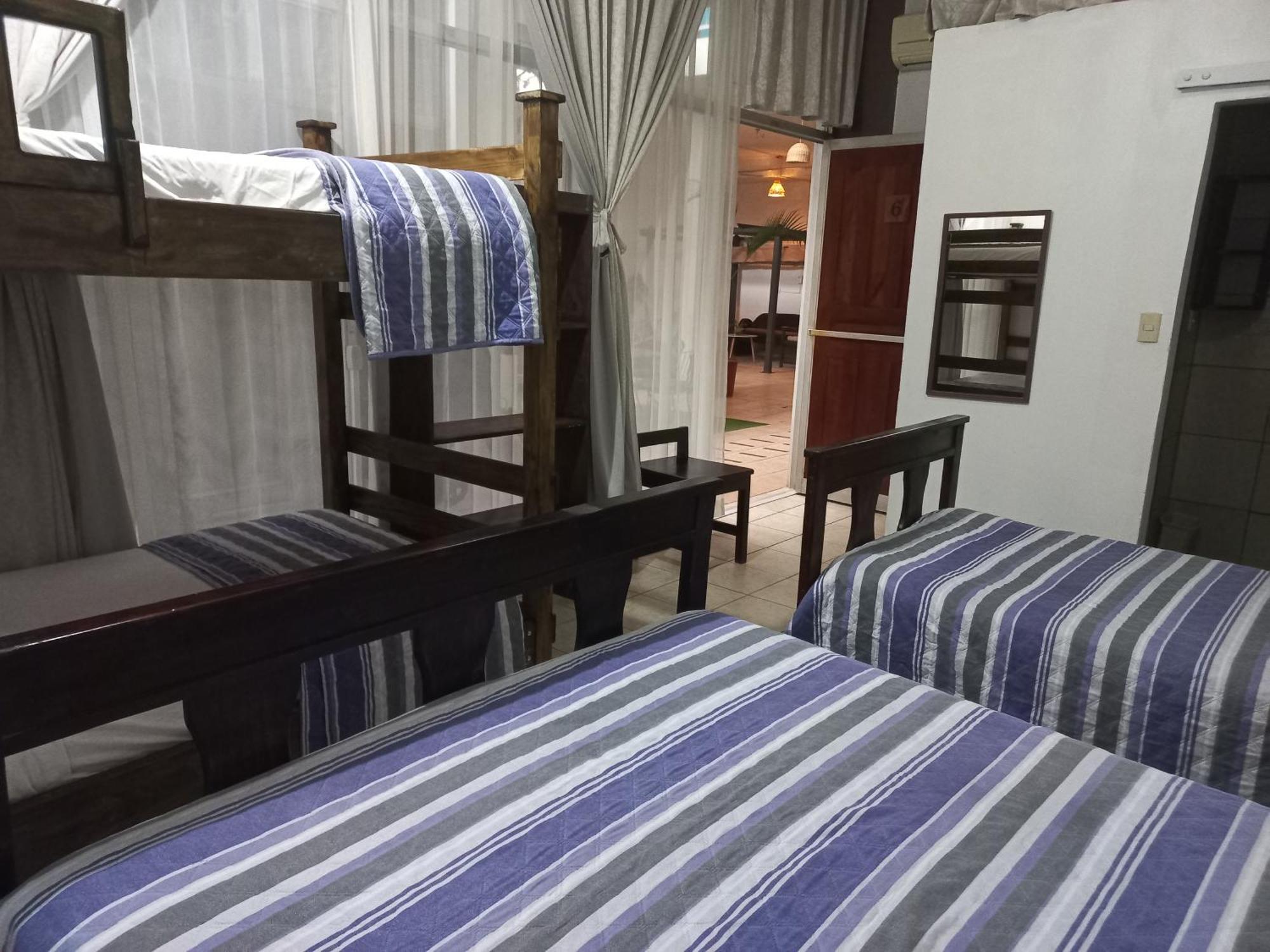 Hotel Las Colinas La Fortuna 외부 사진