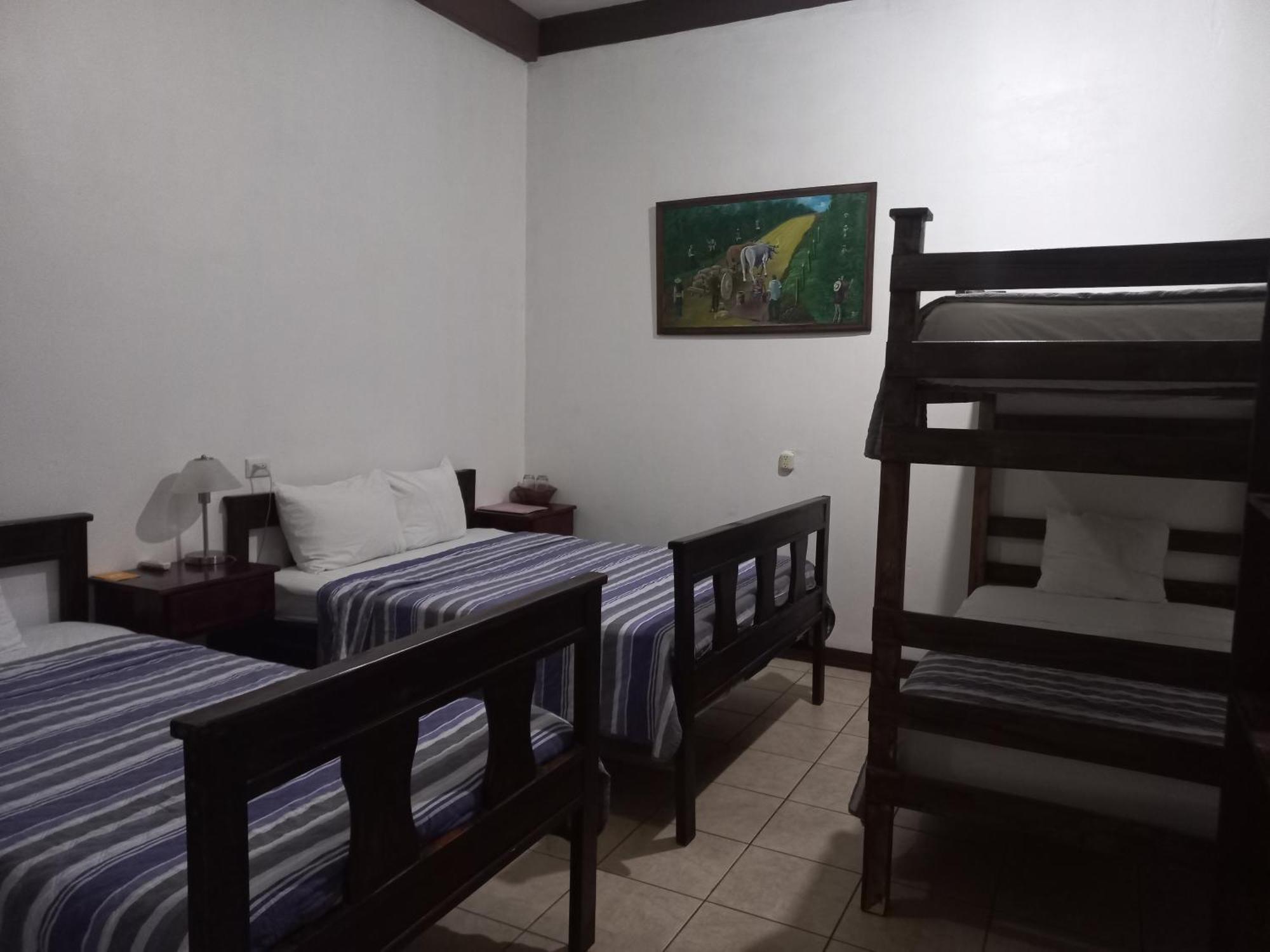 Hotel Las Colinas La Fortuna 외부 사진