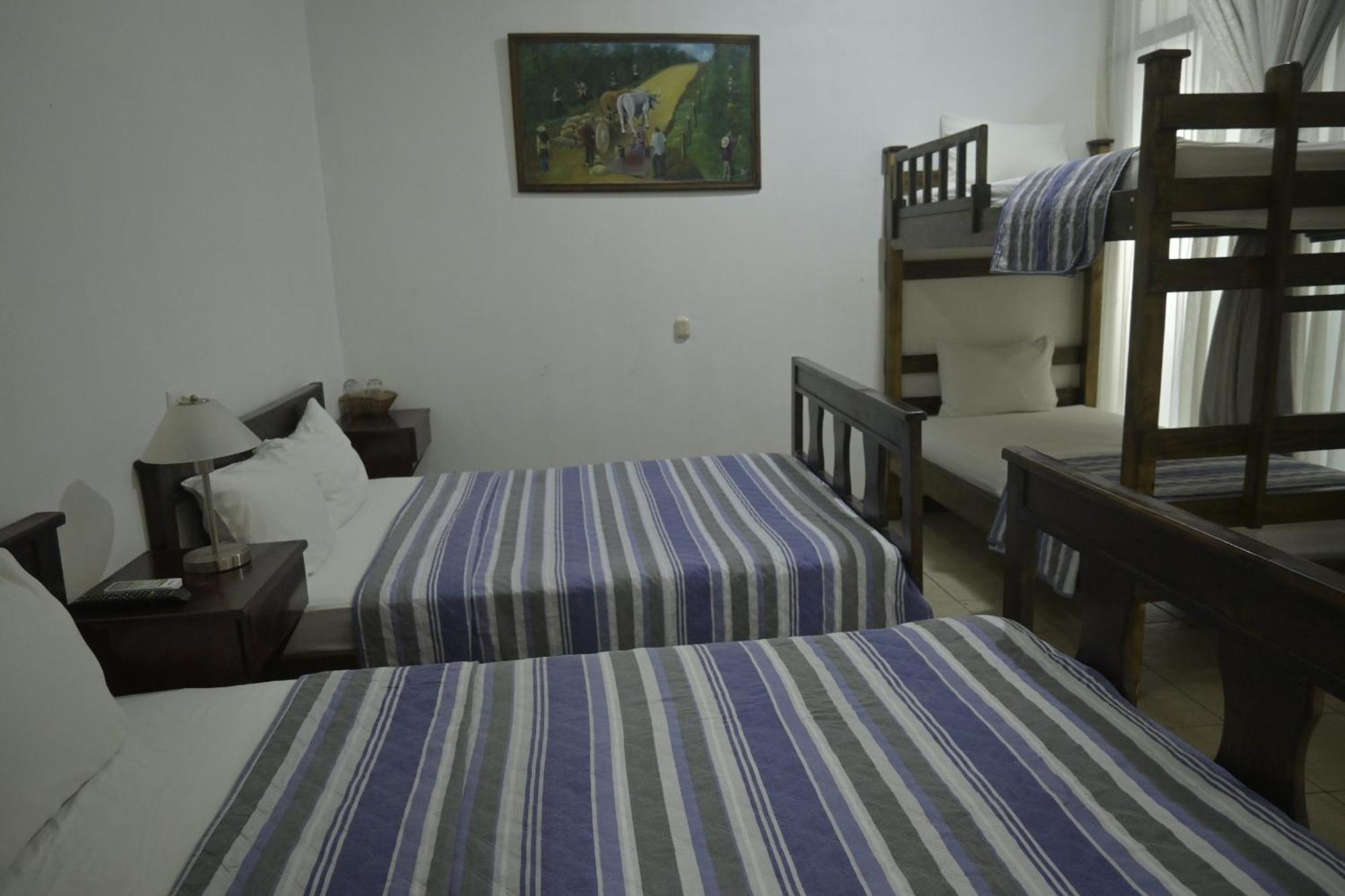 Hotel Las Colinas La Fortuna 외부 사진