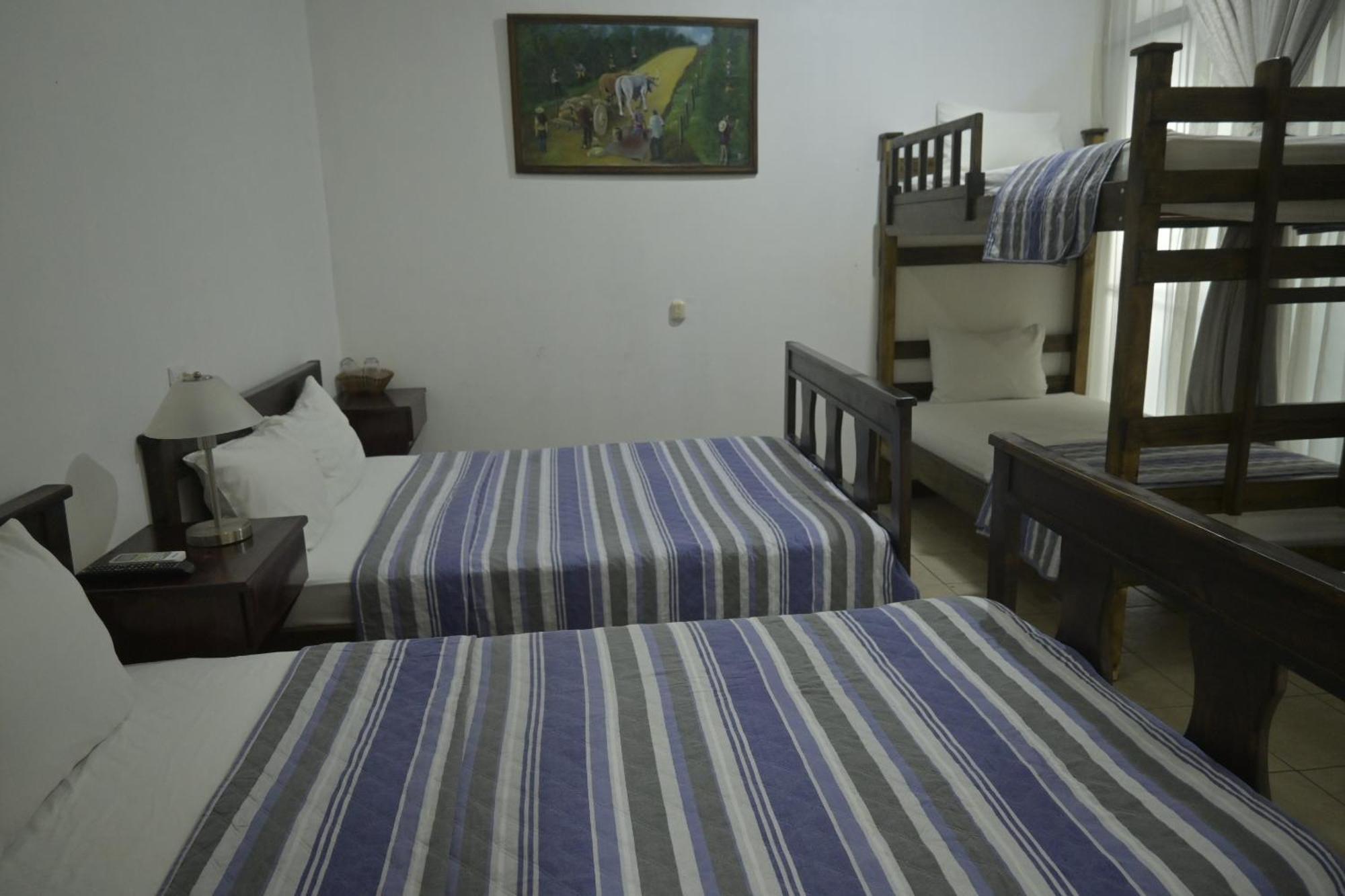 Hotel Las Colinas La Fortuna 외부 사진