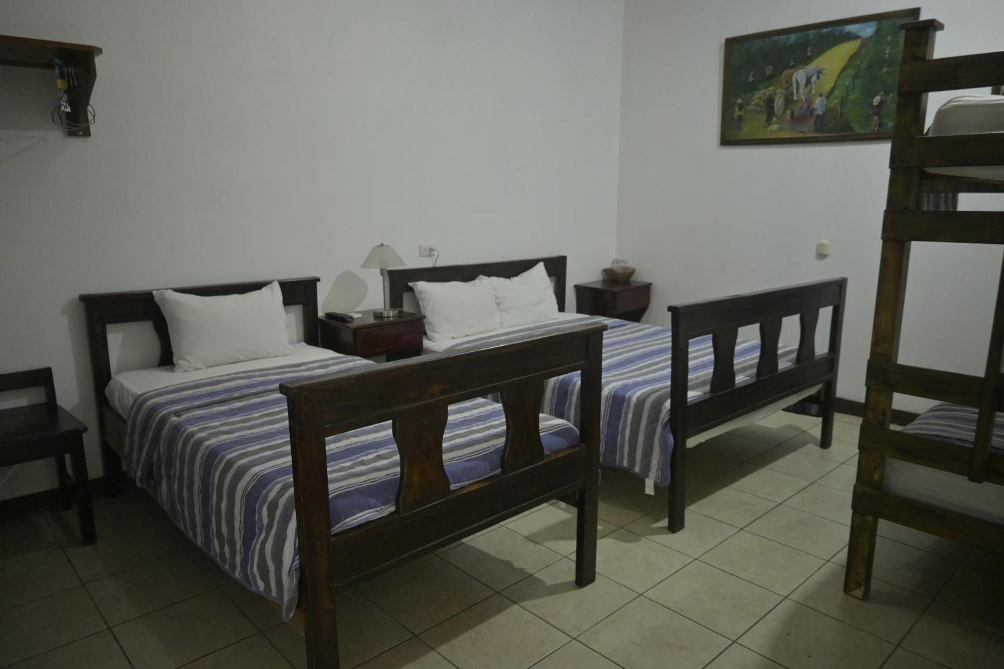 Hotel Las Colinas La Fortuna 외부 사진