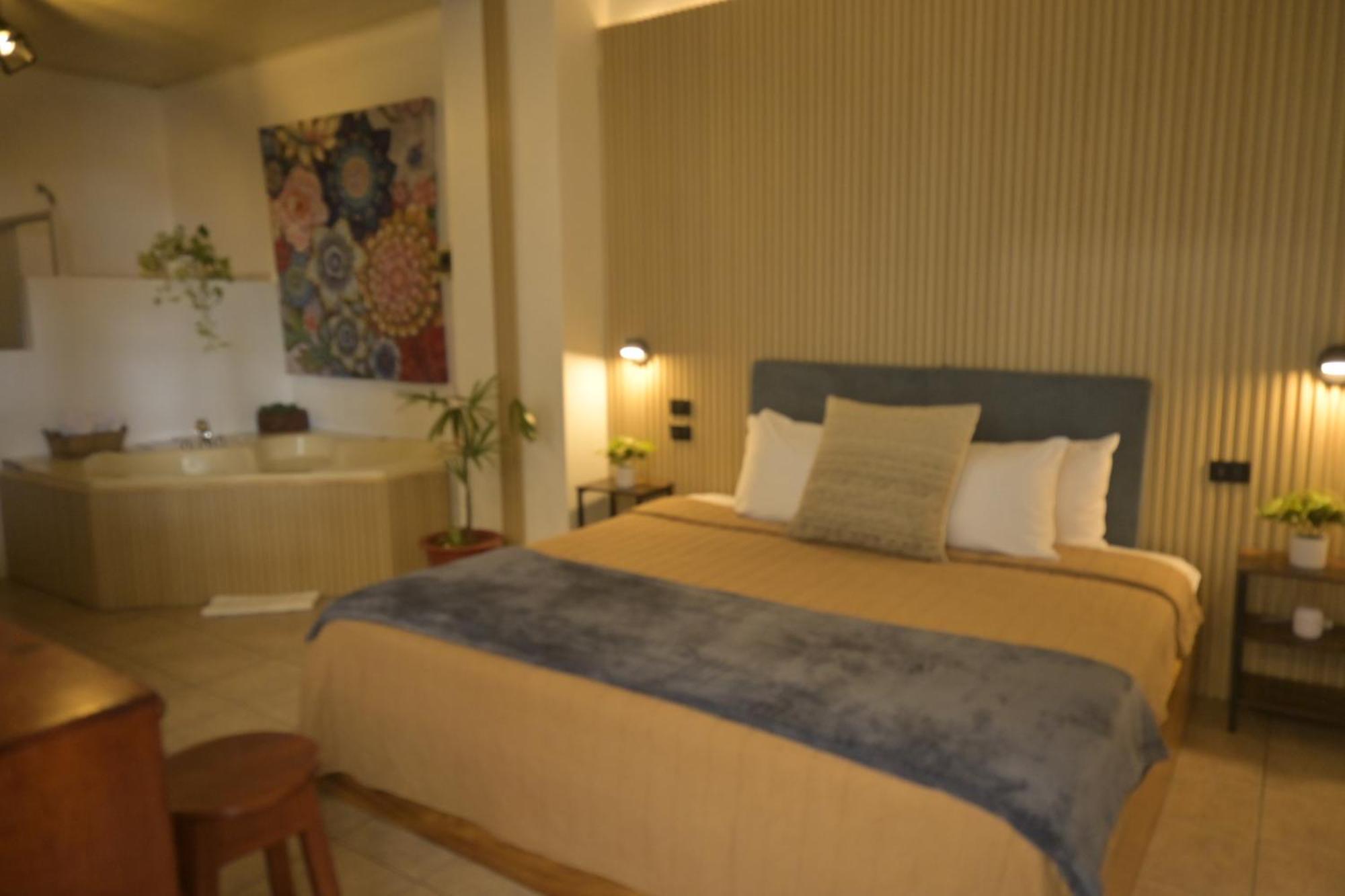 Hotel Las Colinas La Fortuna 외부 사진